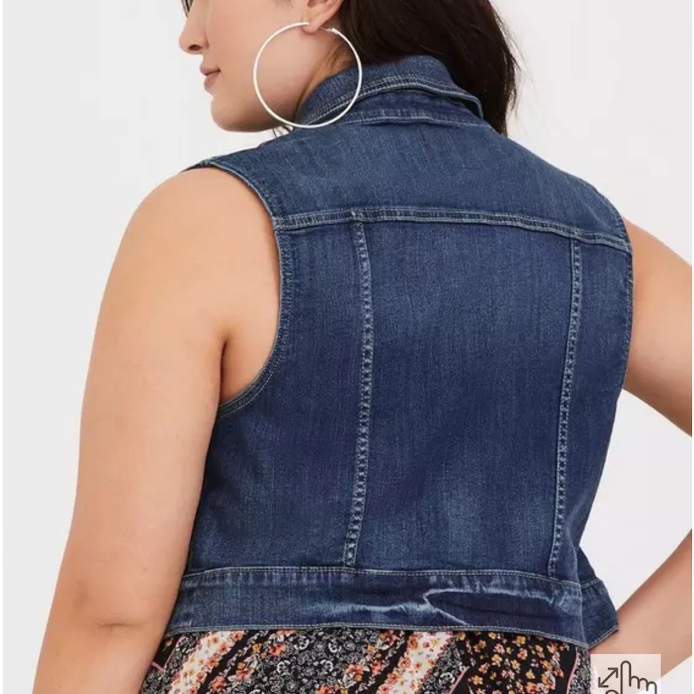 Womens Torrid Denim Blue Vest - Medium to dark Wash Size 2 - Picture 2 of 10